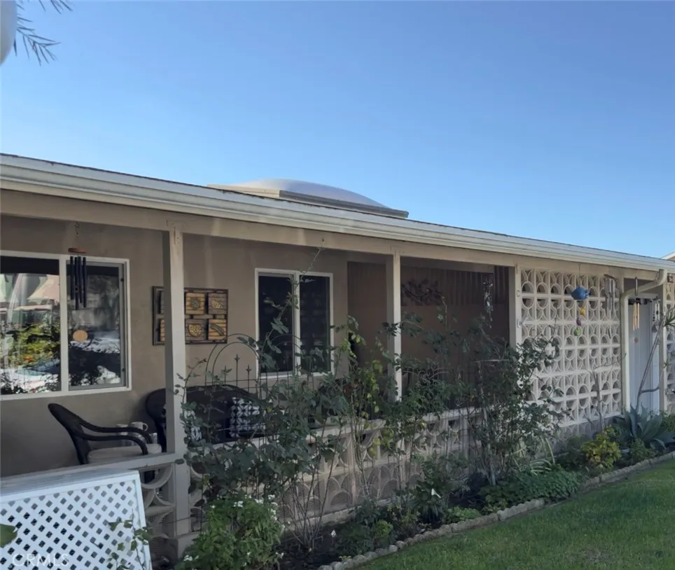 13421 Del Monte Dr home-pic-1